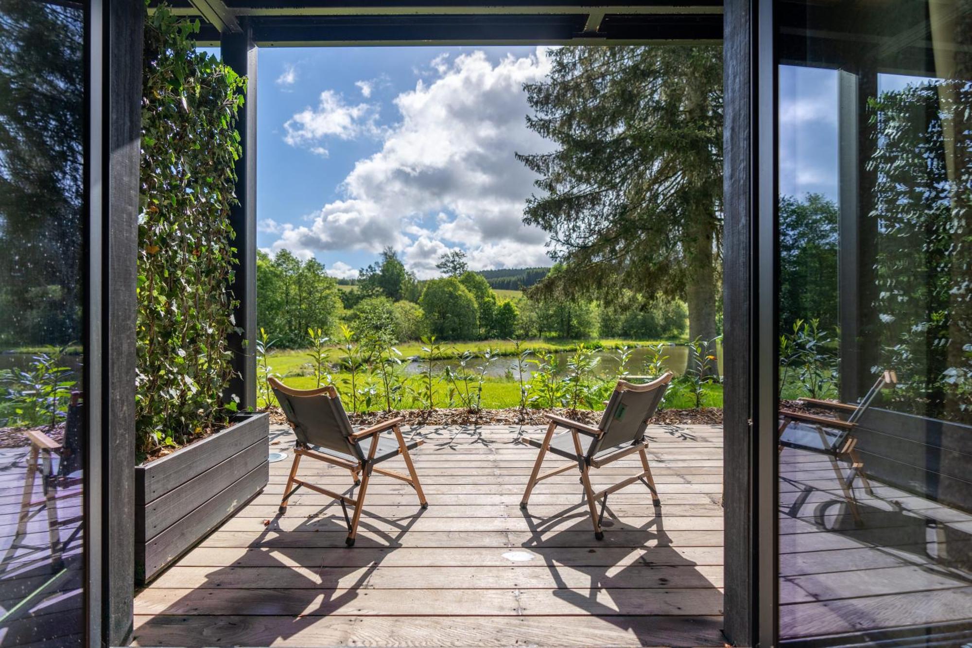Hillview Resort Grandvoir Neufchâteau Buitenkant foto